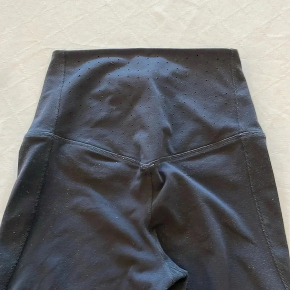 Nike Women’s Power Legendary High‎ Rise Capris 822941-010 Black Size Small EUC - Picture 5 of 5